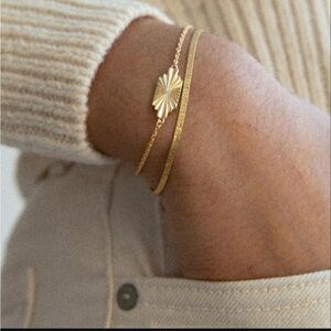 Daisy London Estee Lalonde flat snake chain bracelet in 18 ct gold plated